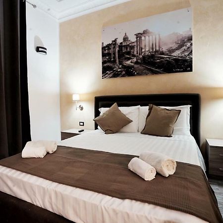 Noemi'S Rooms Guest House Roma Exterior foto